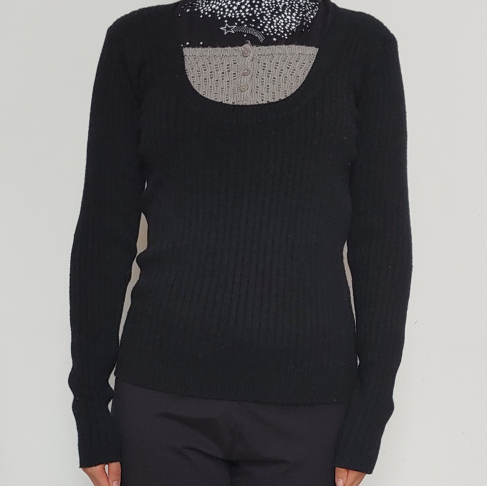 black and gray knit sweater